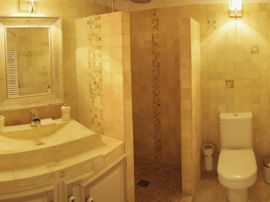 Mas Dansavan Chambres D'Hotes Oppède Екстериор снимка