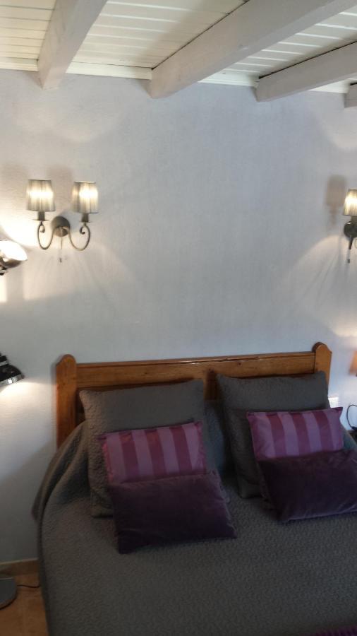 Mas Dansavan Chambres D'Hotes Oppède Екстериор снимка